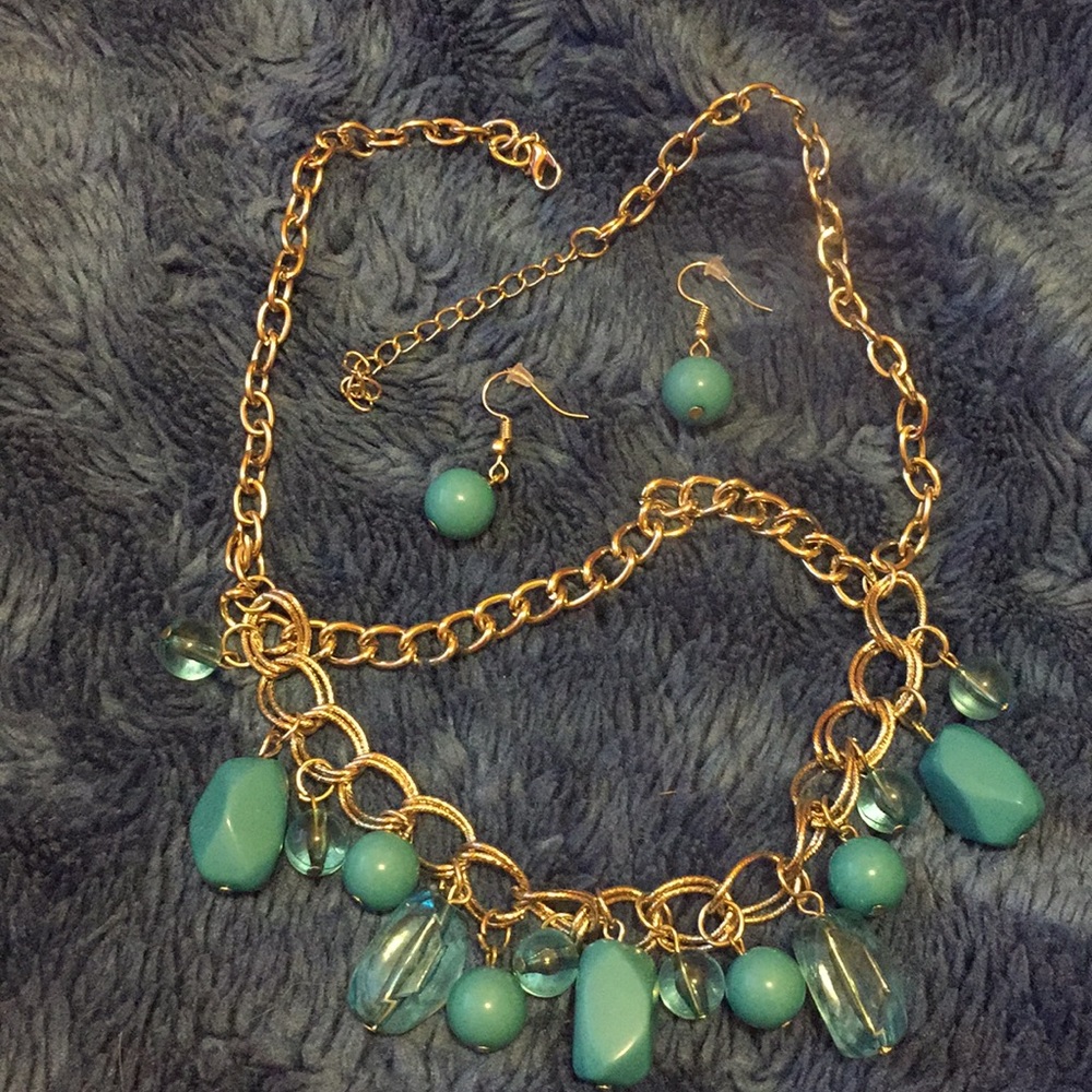Set of necklace and earrings